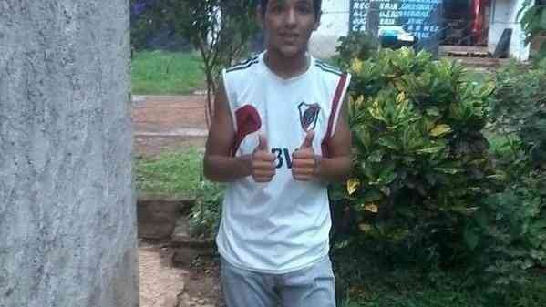 LO ÚNICO QUE CRECE ES LA VIOLENCIA | Un joven de 21 años fue asesinado por llevar una remera de River