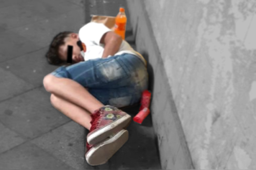 Merlo | El niño que duerme en la calle y el Intendente K abandonó