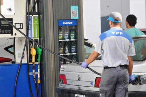 Combustibles aumentarán 6% este fin de semana